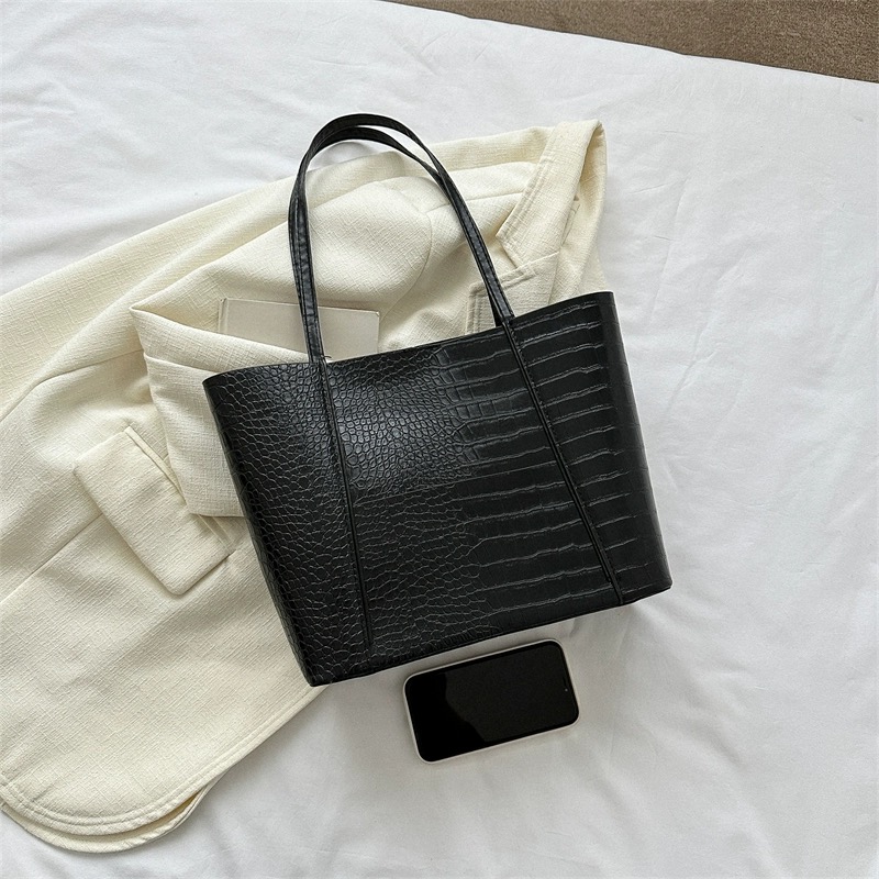 Your laptop can fit into me bag images